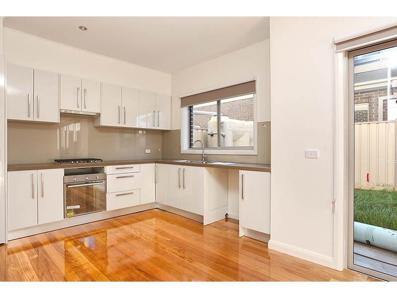 2/56 Widford Street, Glenroy VIC 3046
