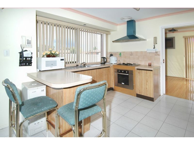 1 Galvin Court, Meadow Heights VIC 3048