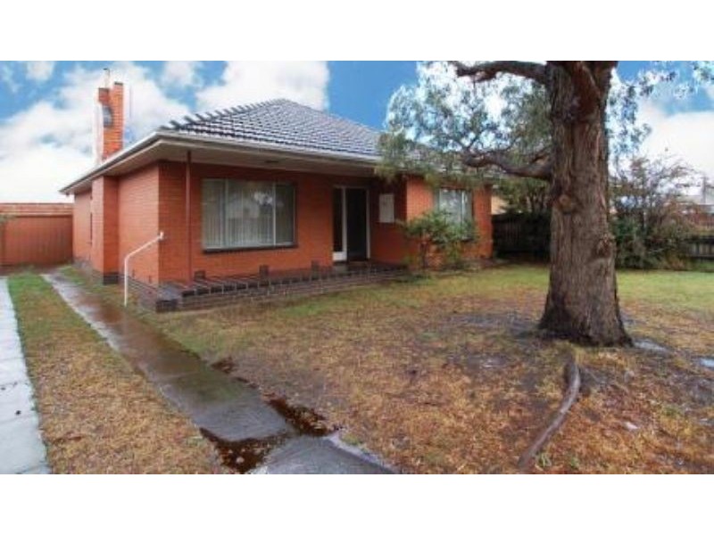 41 Anselm Grove, Glenroy VIC 3046