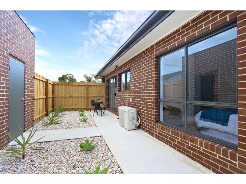 2/76 Hubert Avenue, Glenroy VIC 3046