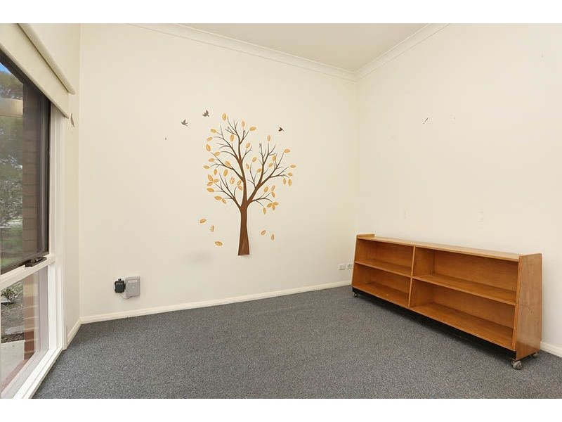 6 – 8 Papworth Place, Meadow Heights VIC 3048