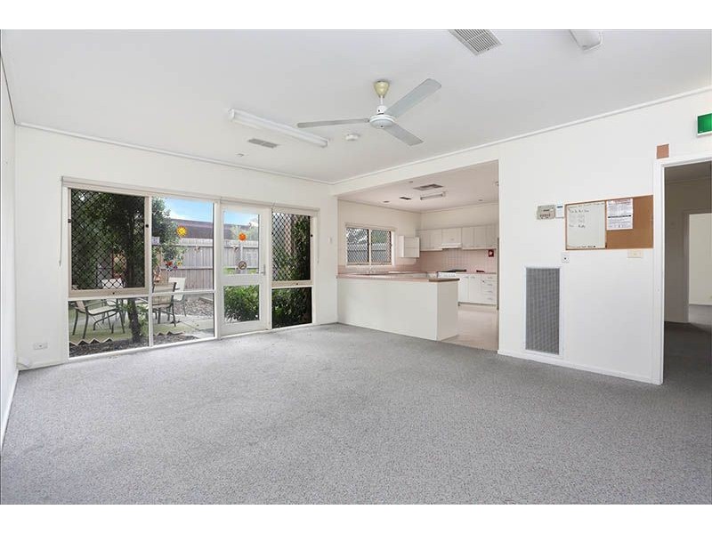 6 – 8 Papworth Place, Meadow Heights VIC 3048