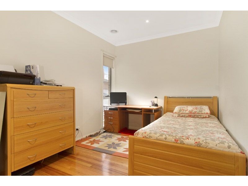 2/3 Churchill Street, Glenroy VIC 3046