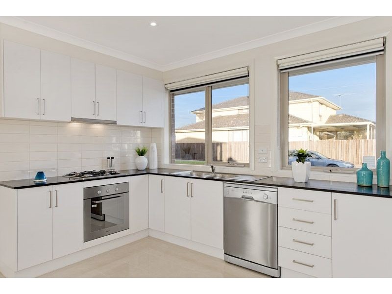 2A Lewis Street, Glenroy VIC 3046