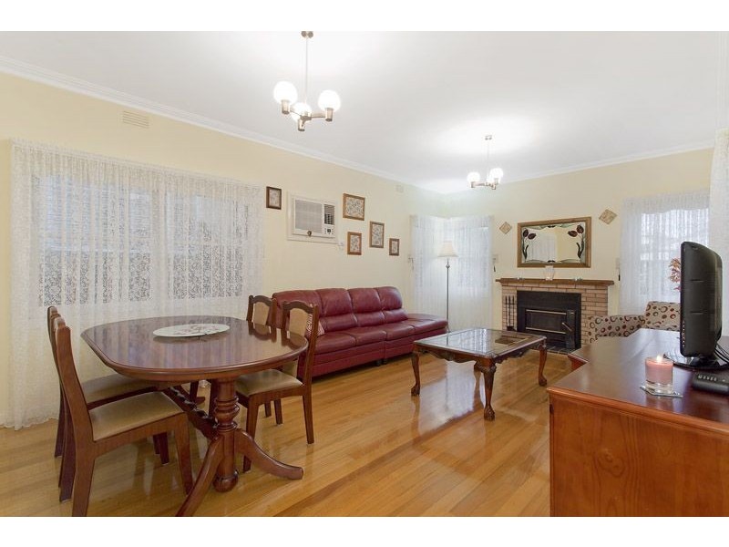 61 Chapman Avenue, Glenroy VIC 3046