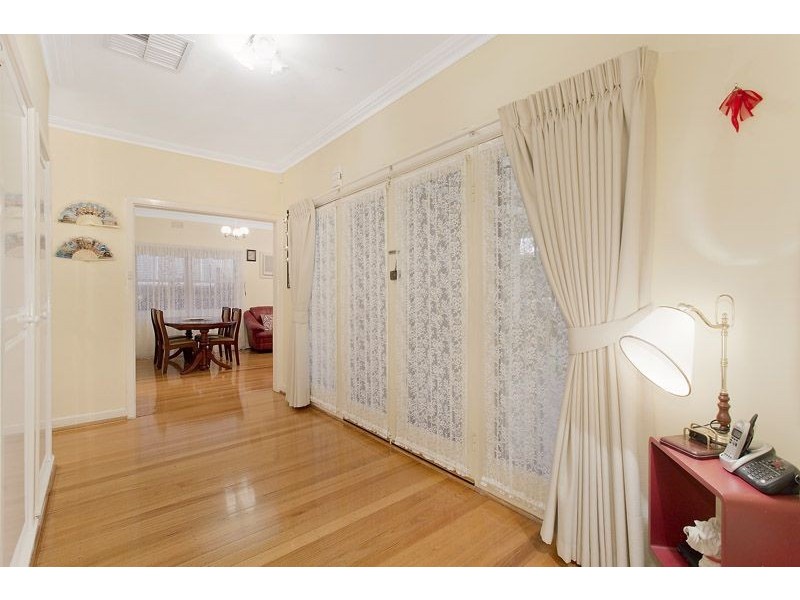 61 Chapman Avenue, Glenroy VIC 3046