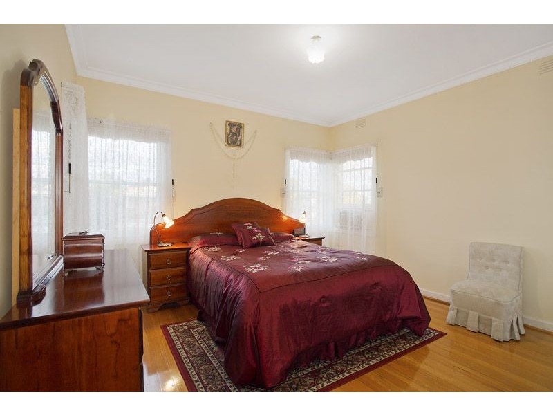 61 Chapman Avenue, Glenroy VIC 3046