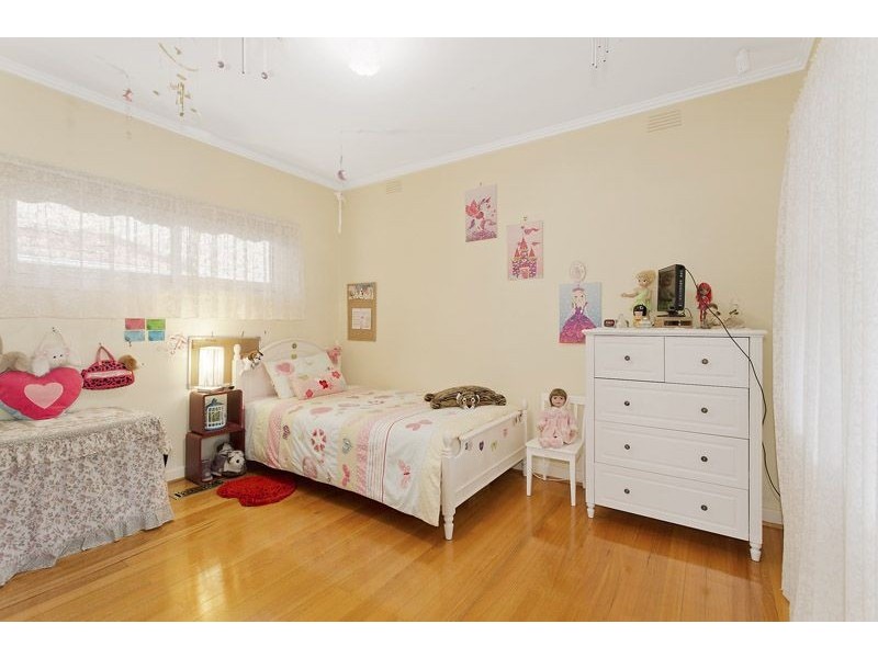 61 Chapman Avenue, Glenroy VIC 3046