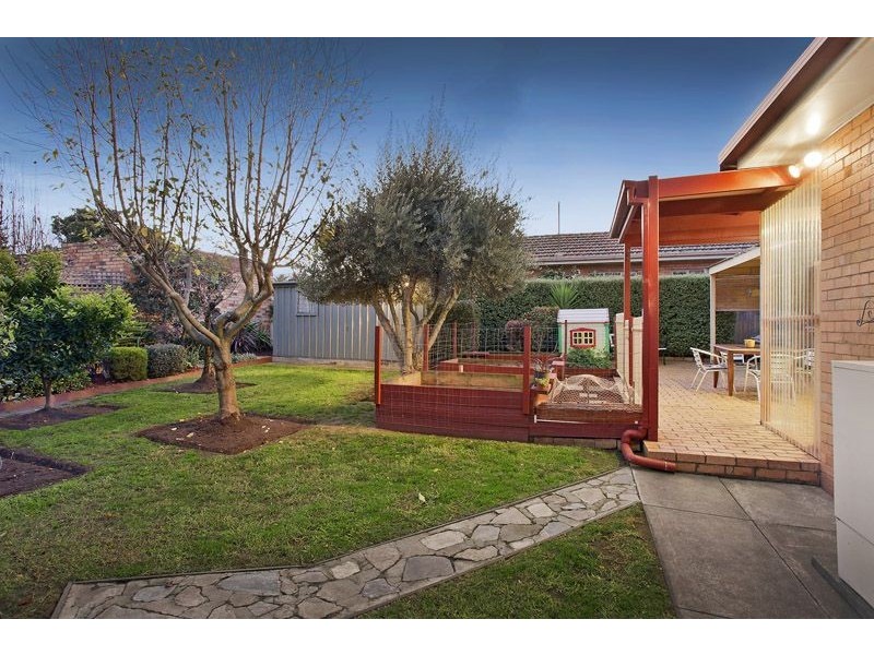 61 Chapman Avenue, Glenroy VIC 3046