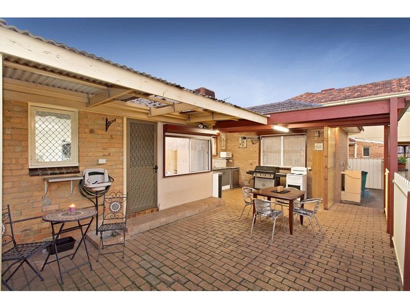 61 Chapman Avenue, Glenroy VIC 3046