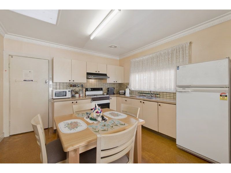 12 Ethel Street, Oak Park VIC 3046