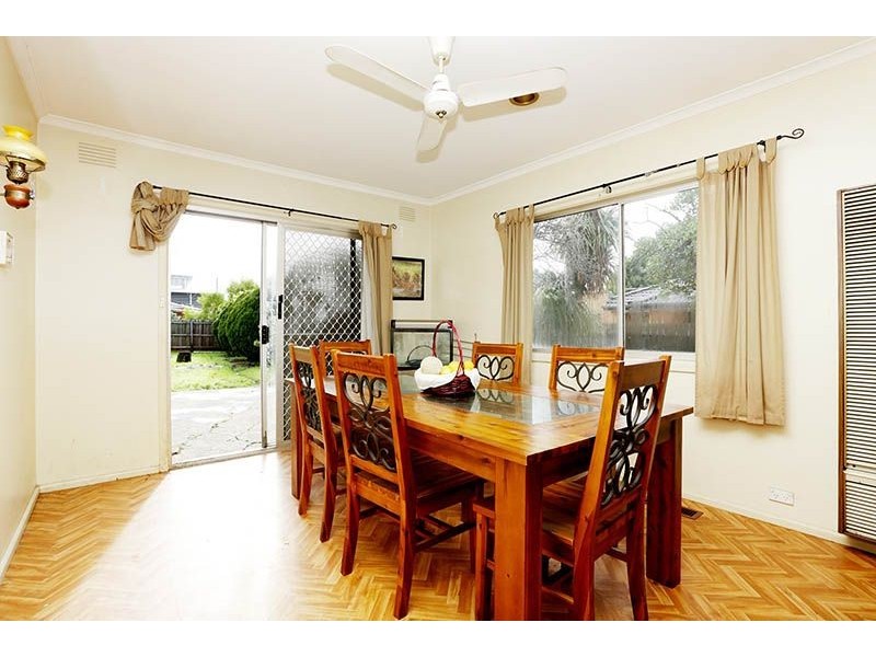 8 Ortolan Avenue, Broadmeadows VIC 3047