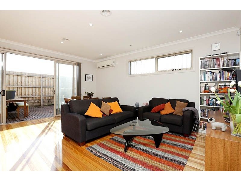 4/8 Stella Street, Glenroy VIC 3046