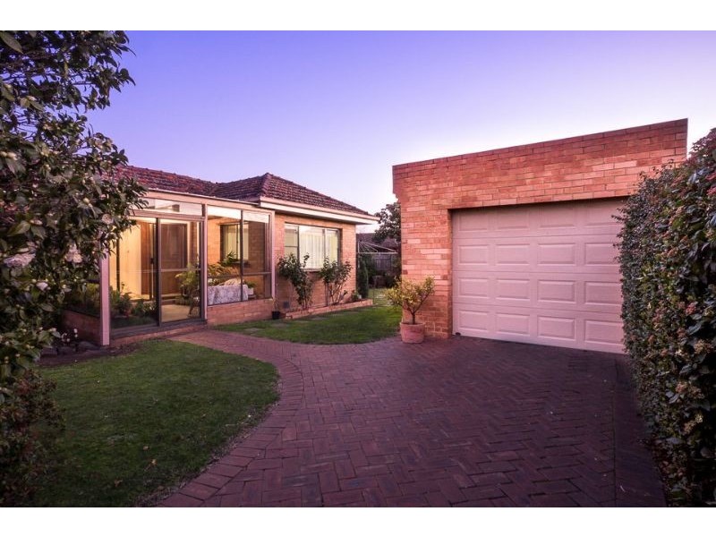 63 Chapman Avenue, Glenroy VIC 3046