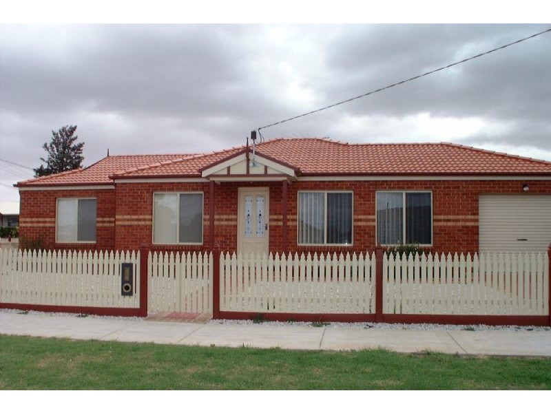 8 Cohuna Street, Broadmeadows VIC 3047