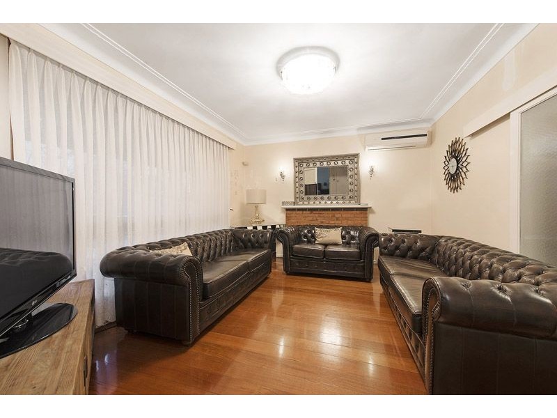 44 Melbourne Avenue, Glenroy VIC 3046