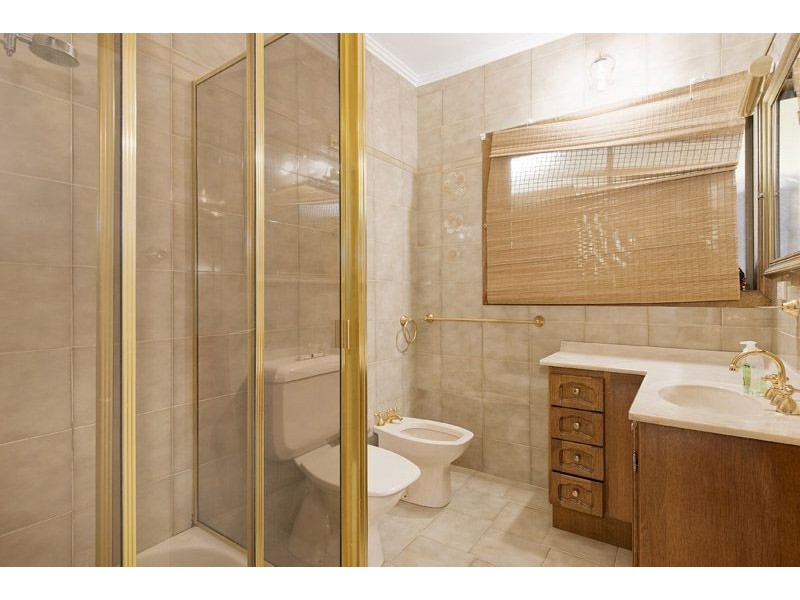 44 Melbourne Avenue, Glenroy VIC 3046