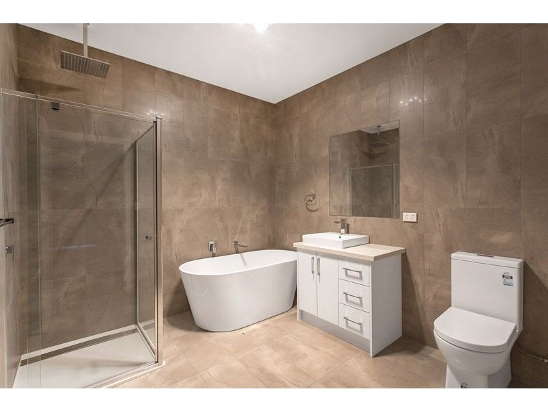 2 & 3/77 Maude Avenue, Glenroy VIC 3046