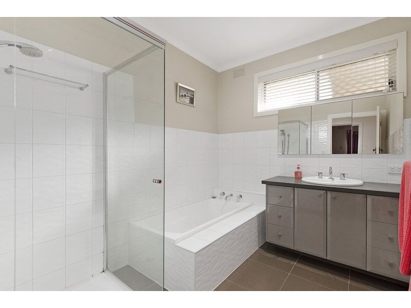 13 May Street, Glenroy VIC 3046