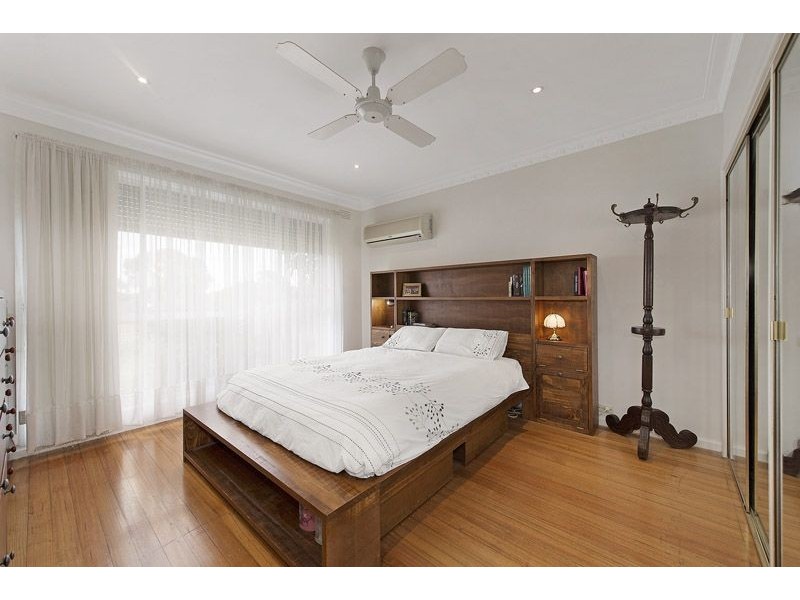 13 May Street, Glenroy VIC 3046