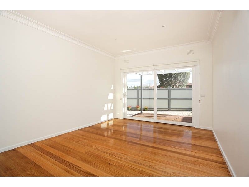 14 Corrigan Street, Glenroy VIC 3046