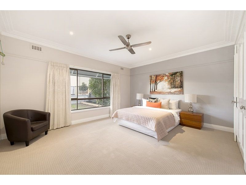 21 Menana Road, Glenroy VIC 3046