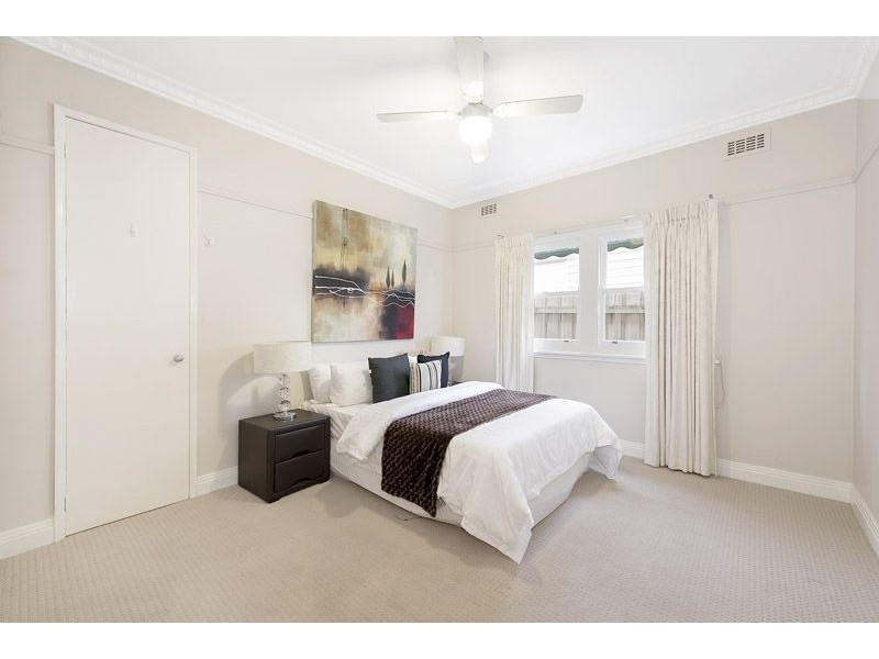 21 Menana Road, Glenroy VIC 3046