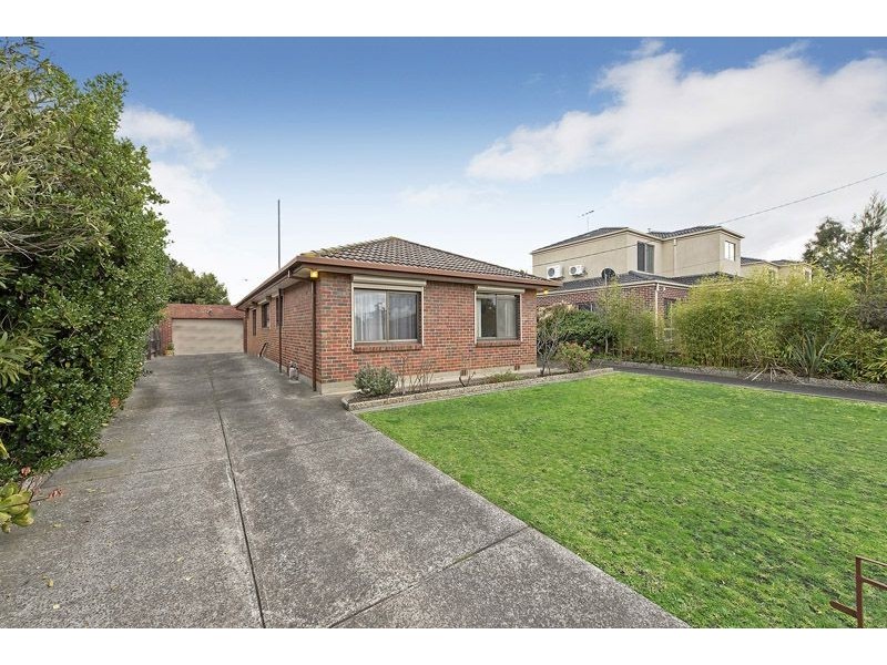 19 Francis Street, Hadfield VIC 3046