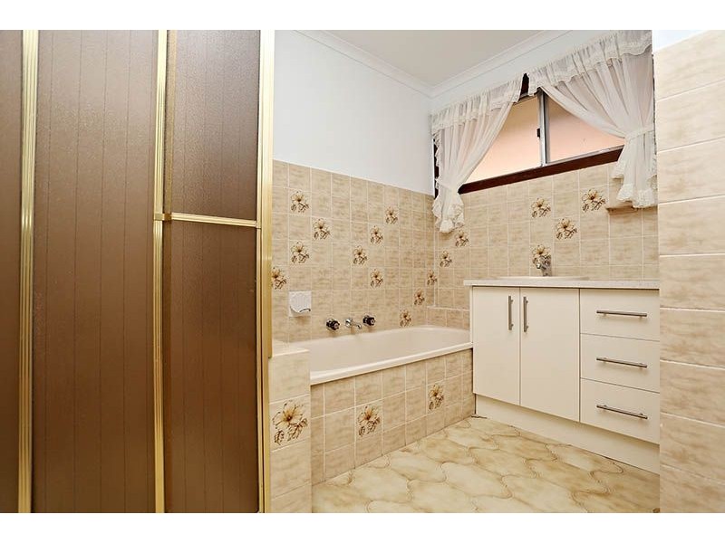 4 Farview Street, Glenroy VIC 3046