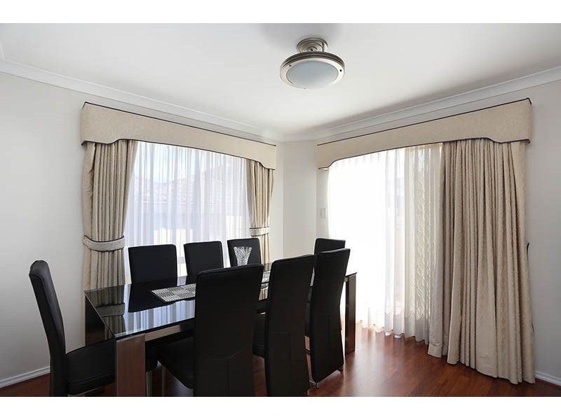 4/83 Station Road, Glenroy VIC 3046