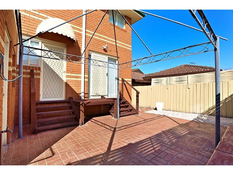 4/83 Station Road, Glenroy VIC 3046