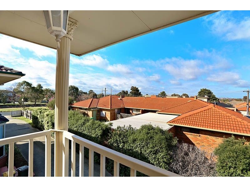 4/83 Station Road, Glenroy VIC 3046