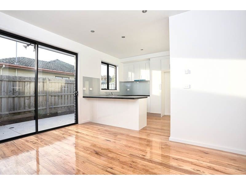 19C John Street, Oak Park VIC 3046