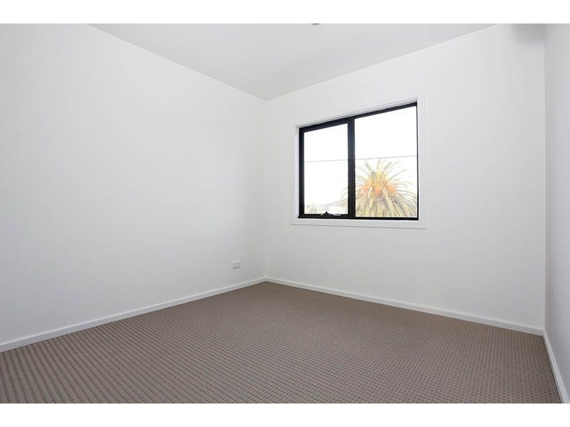 19C John Street, Oak Park VIC 3046