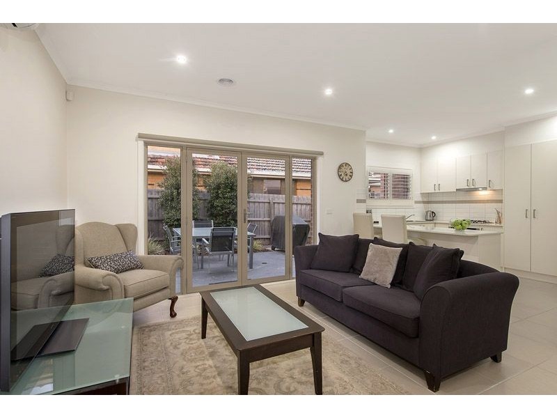 2/32 Kennedy Street, Glenroy VIC 3046