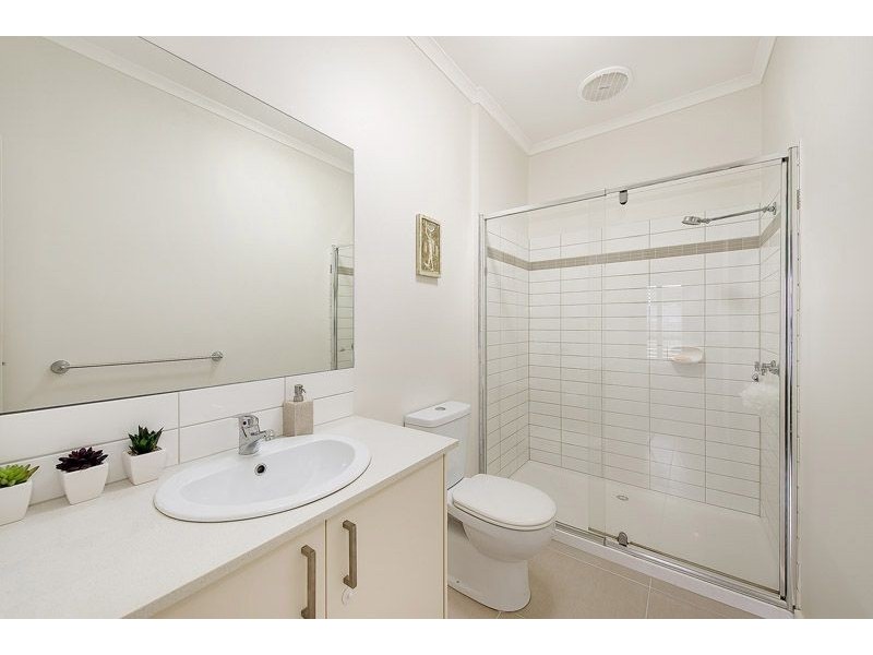 2/32 Kennedy Street, Glenroy VIC 3046