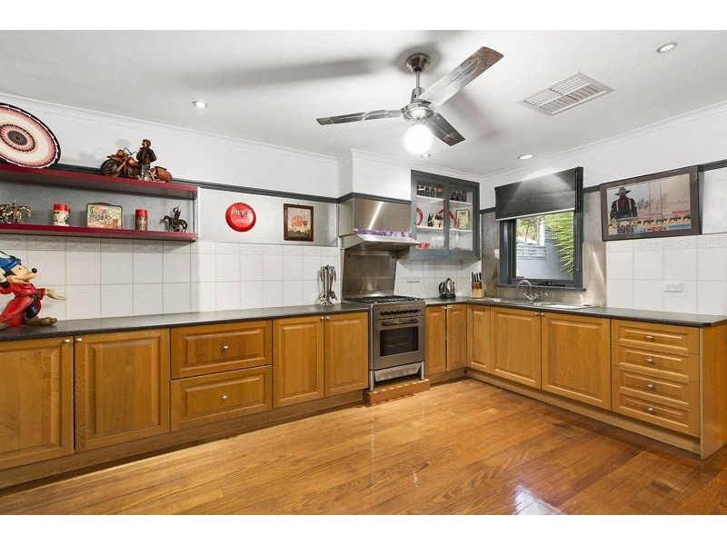 30 Moonee Boulevard, Glenroy VIC 3046