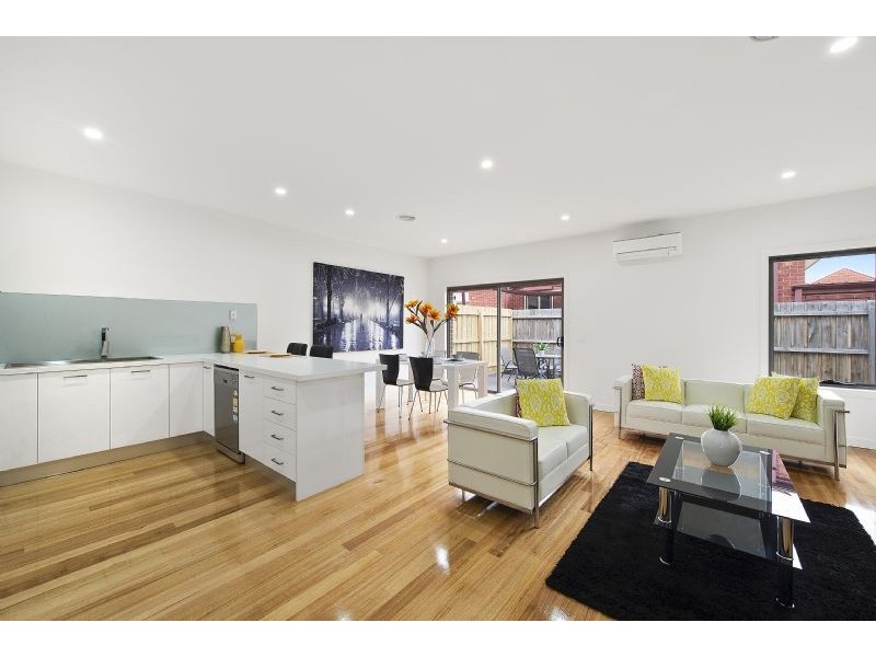 2/41 Clovelly Avenue, Glenroy VIC 3046