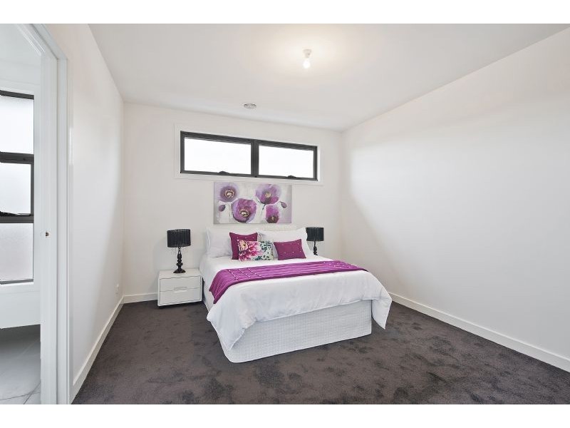 2/41 Clovelly Avenue, Glenroy VIC 3046