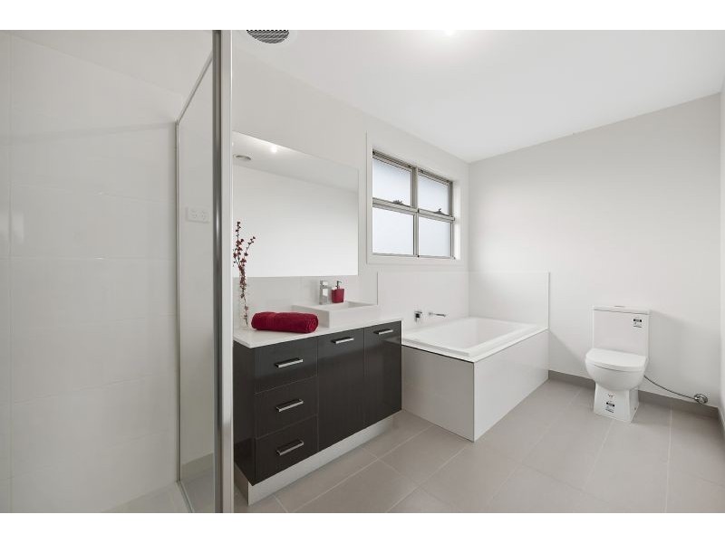 2/41 Clovelly Avenue, Glenroy VIC 3046