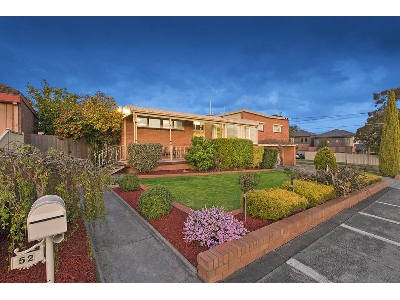 52 Chapman Avenue, Glenroy VIC 3046
