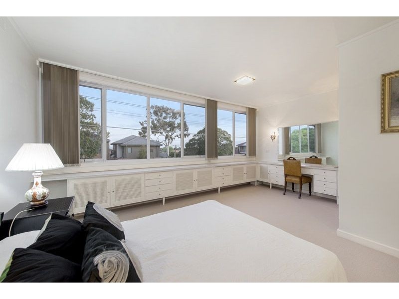 52 Chapman Avenue, Glenroy VIC 3046