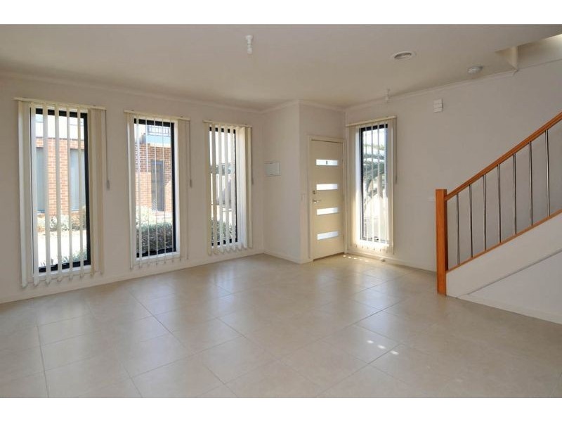 1/213-215 Camp Road, Broadmeadows VIC 3047