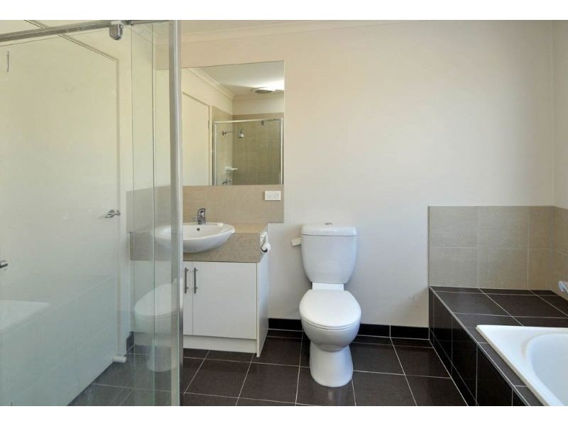 1/213-215 Camp Road, Broadmeadows VIC 3047