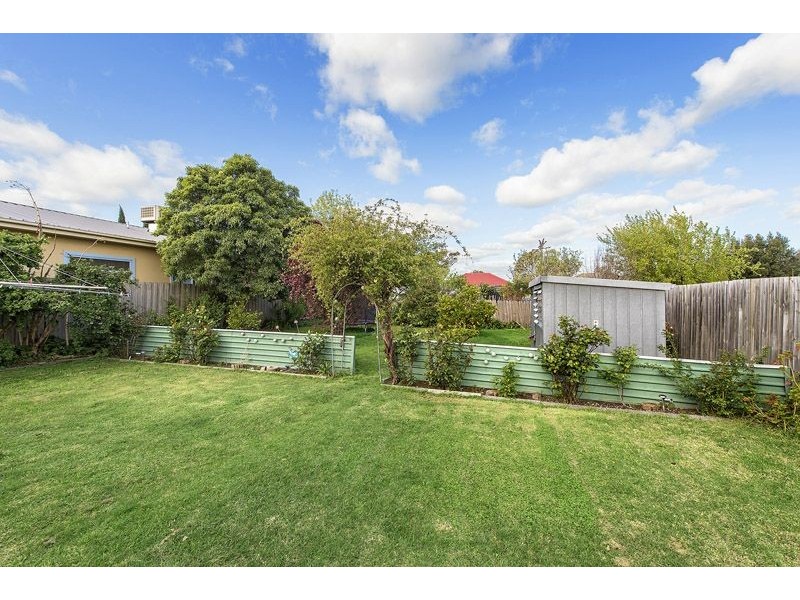 42 Hubert Avenue, Glenroy VIC 3046