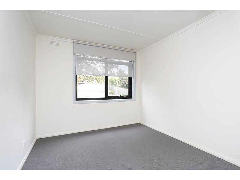 4/64 New Road, Oak Park VIC 3046