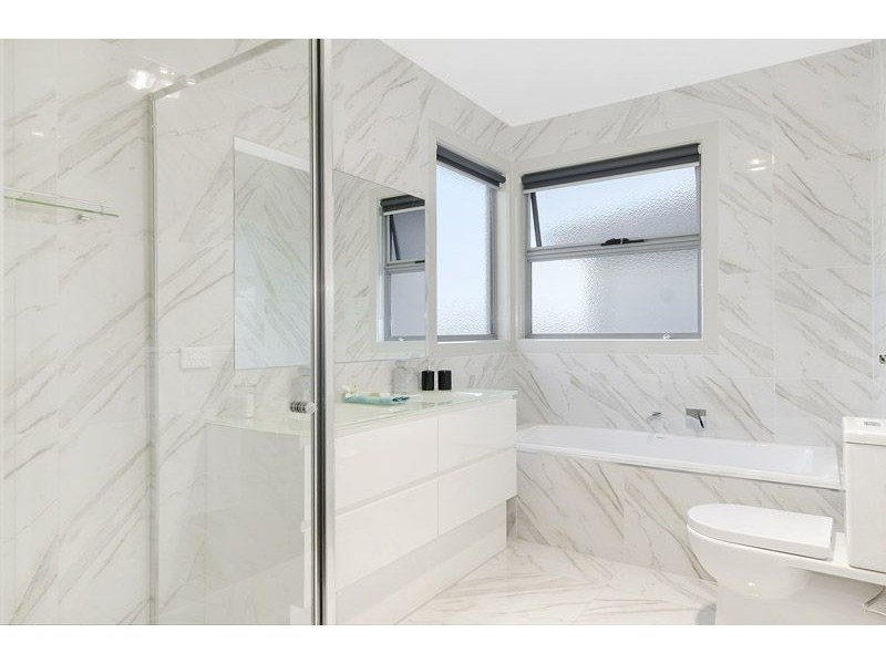 1/254 West Street, Glenroy VIC 3046