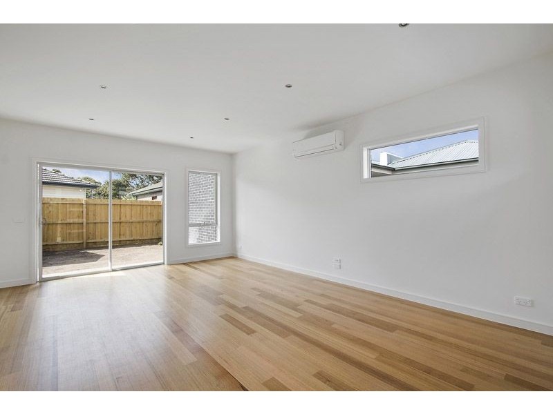 3 & 4/8 Ogden Street, Glenroy VIC 3046