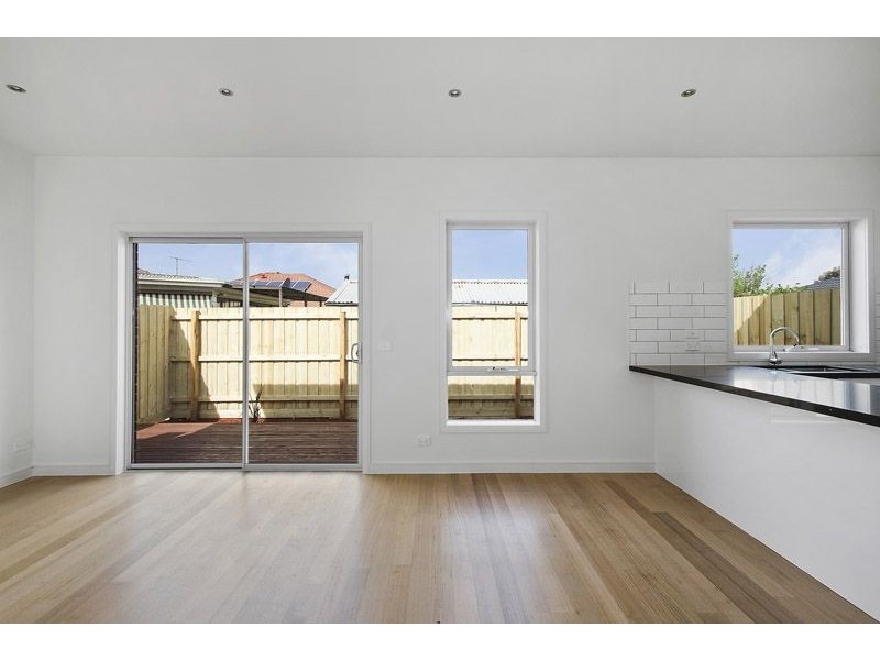 3 & 4/8 Ogden Street, Glenroy VIC 3046