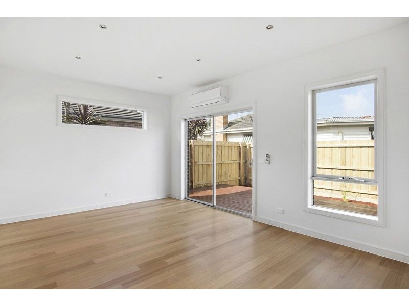 3 & 4/8 Ogden Street, Glenroy VIC 3046